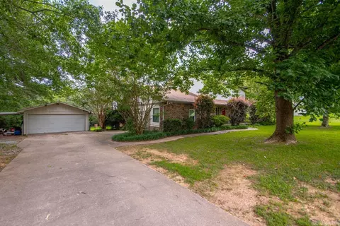Exterior - 1220 Pine Forest Dr, Benton, AR 72019 photo 6 of 15
