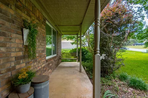 Exterior - 1220 Pine Forest Dr, Benton, AR 72019 photo 4 of 15