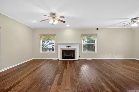 Living - 1220 Pine Forest Dr, Benton, AR 72019 photo 1 of 6