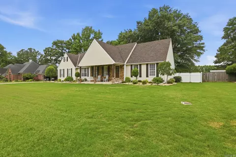 Exterior - 305 Brandon Dr, Beebe, AR 72012 photo 2 of 11