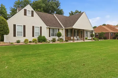 Exterior - 305 Brandon Dr, Beebe, AR 72012 photo 4 of 11