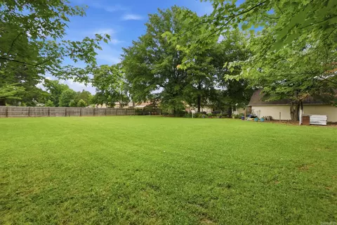 Exterior - 305 Brandon Dr, Beebe, AR 72012 photo 11 of 11