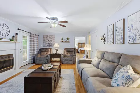 Living - 305 Brandon Dr, Beebe, AR 72012 photo 1 of 6