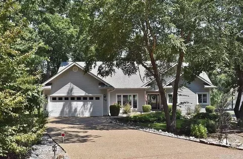 10 Lindura Ln, Hot Springs Village, AR 71909