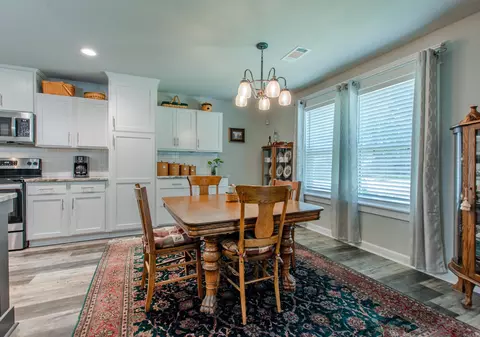 Dining - 2091 Ferndale Cv, Alexander, AR 72002 photo 1 of 3
