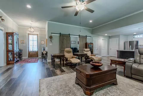 Entry Way - 2091 Ferndale Cv, Alexander, AR 72002 photo 5 of 8