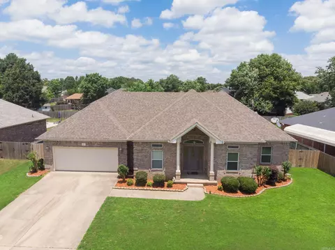 145 Birchwood Cir, Cabot, AR 72023