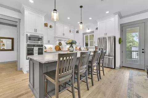 Kitchen - 100 Laurie Dr, Mena, AR 71953 photo 1 of 3