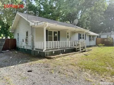 207 W First St, Poyen, AR 72128