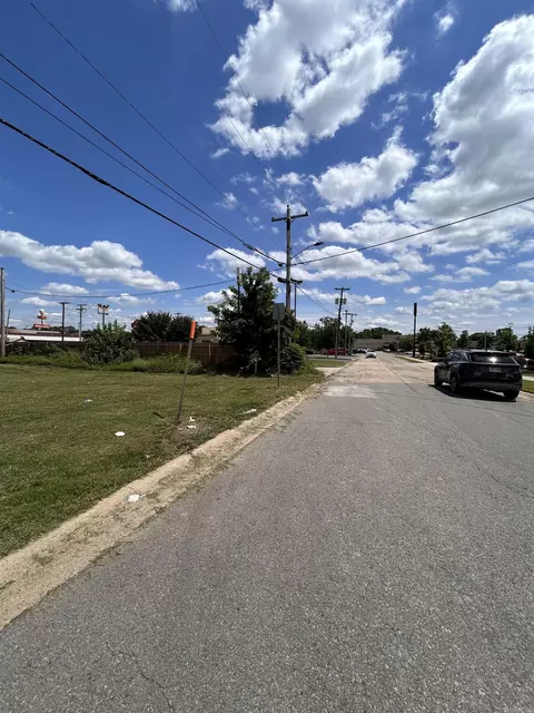 1020 Gum St, Conway, AR 72032 photo 8