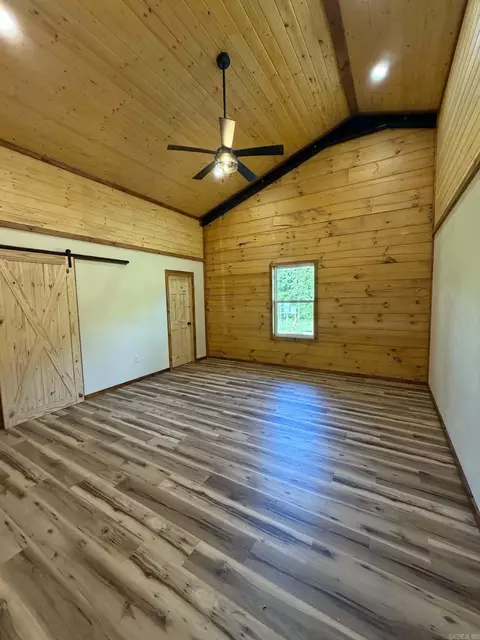Bedroom - 113 Madelyn Ln, Vandervoort, AR 71972 photo 1 of 6