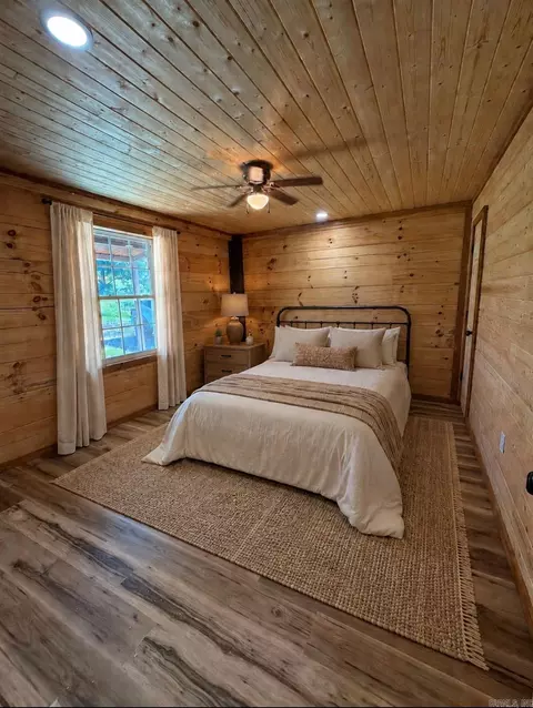 Bedroom - 113 Madelyn Ln, Vandervoort, AR 71972 photo 6 of 6