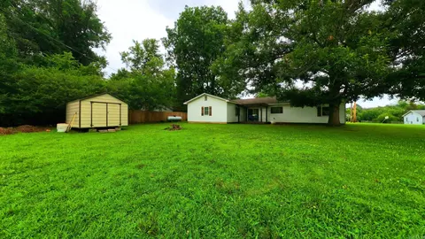 Exterior - 444 Monroe St, Thayer, MO 65791 photo 11 of 11