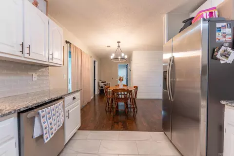 Kitchen - 444 Monroe St, Thayer, MO 65791 photo 5 of 5