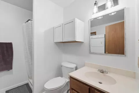 Bath - 296 Green Tree Rd, Clinton, AR 72031 photo 1 of 2