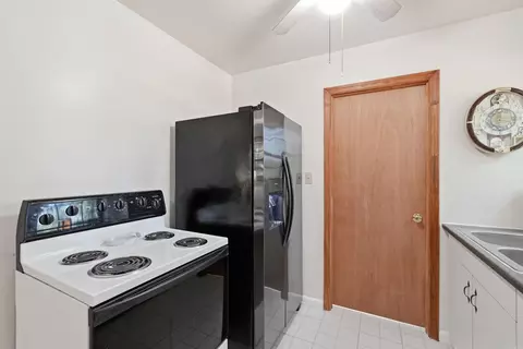 Kitchen - 296 Green Tree Rd, Clinton, AR 72031 photo 5 of 5