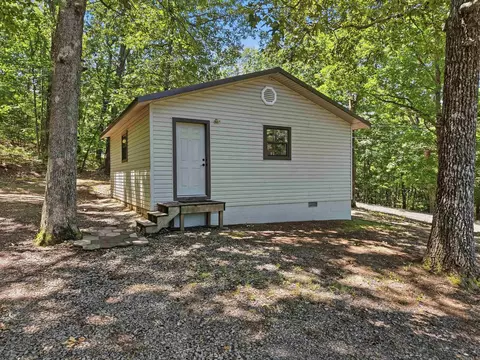 296 Green Tree Rd, Clinton, AR 72031