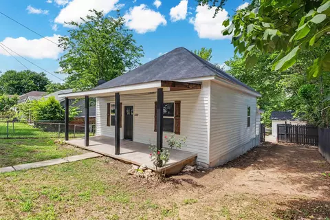 Exterior - 622 Denton St, Benton, AR 72015 photo 2 of 6