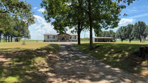 140 Terry Ln, Dumas, AR 71639 photo 2