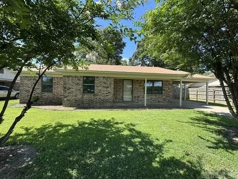 611 Ketchum St, Lonoke, AR 72086