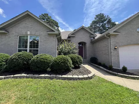 14412 Woodcreek Dr, Little Rock, AR 72211