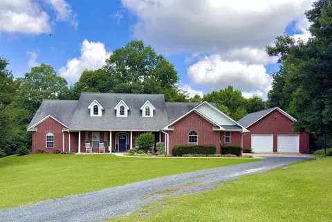 104 Rhonda Dv, De Queen, AR 71832