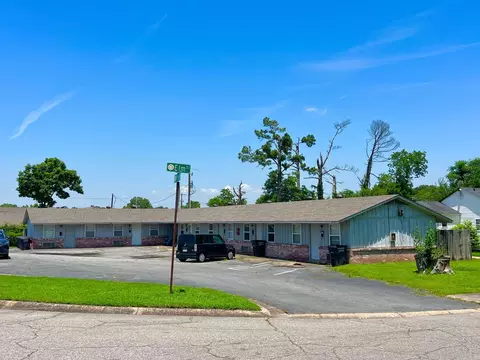 120 S Elm St, Jacksonville, AR 72076
