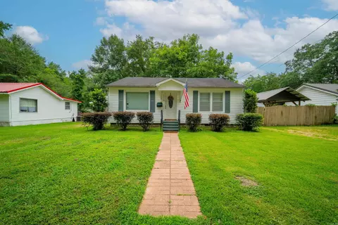 1319 Copeland St, Camden, AR 71701