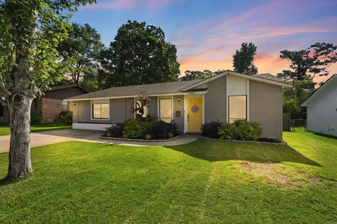 8606 Northgate Dr, Sherwood, AR 72120