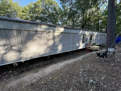 2662 Mc 8050, Yellville, AR 72687