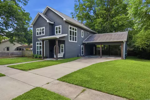 Exterior - 2015 Scott St, Conway, AR 72034 photo 3 of 6