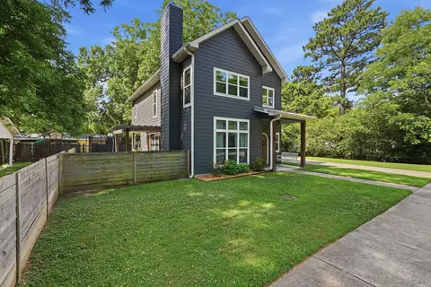 Exterior - 2015 Scott St, Conway, AR 72034 photo 2 of 6