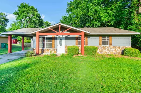 14 Waterfront Dr, Sherwood, AR 72120
