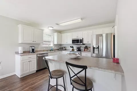 Kitchen - 2330 Orchid Dr, Conway, AR 72034 photo 2 of 4