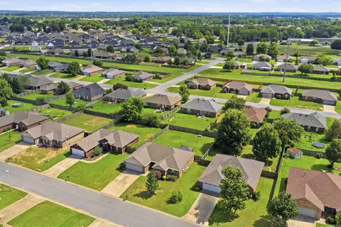 View/Area - 2330 Orchid Dr, Conway, AR 72034 photo 4 of 8