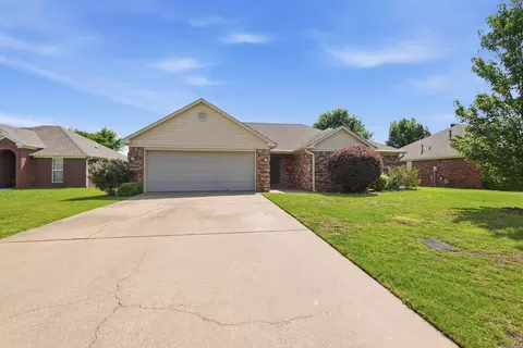 Exterior - 2330 Orchid Dr, Conway, AR 72034 photo 3 of 9