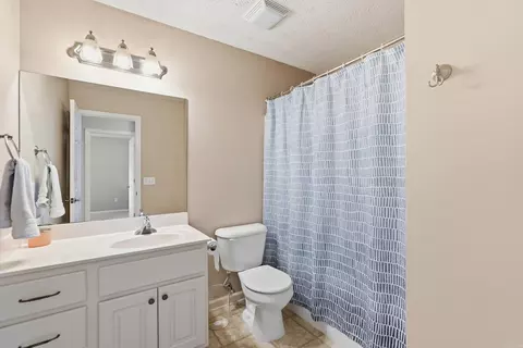 Bath - 2330 Orchid Dr, Conway, AR 72034 photo 4 of 4