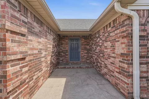 Entry Way - 2330 Orchid Dr, Conway, AR 72034 photo 3 of 3