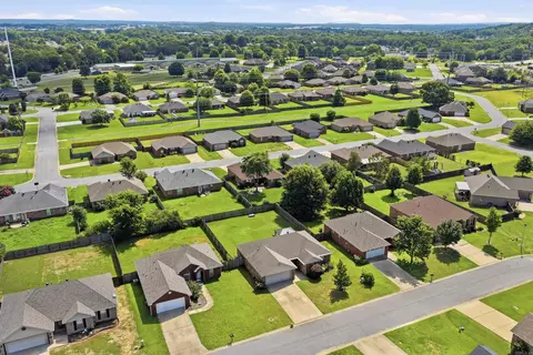 View/Area - 2330 Orchid Dr, Conway, AR 72034 photo 5 of 8