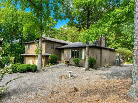 3 Las Navas Ln, Hot Springs Village, AR 71909