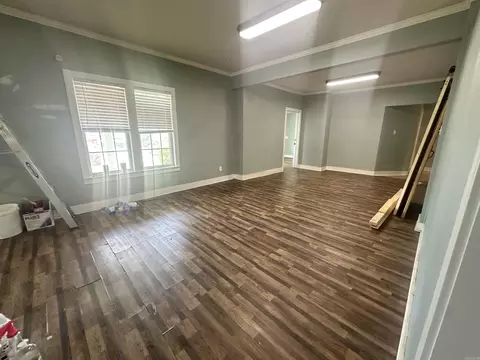 Living - 2012 Martin St, Conway, AR 72034 photo 3 of 4