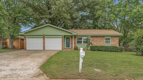 1804 Rich Rd, Jonesboro, AR 72401