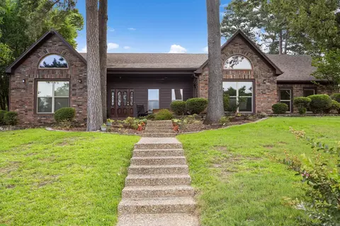 5 Breezewood Cv, Maumelle, AR 72113