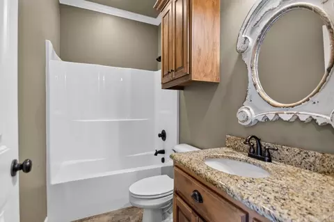 Bath - 6181 Pierce Manse Loop, Benton, AR 72019 photo 3 of 5