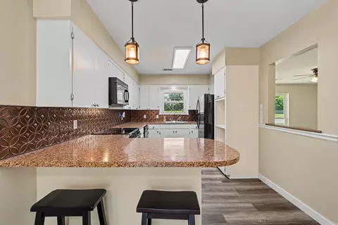 Kitchen - 48 E Main St, Greenbrier, AR 72058 photo 1 of 4