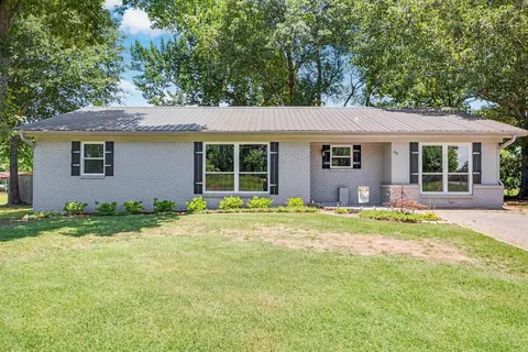 48 E Main St, Greenbrier, AR 72058
