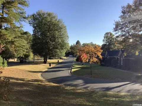 Nnn St Charles Circle, Hot Springs, AR 71901
