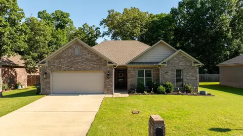 1300 Alex St, Conway, AR 72032