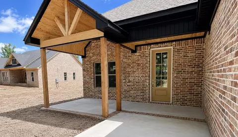 1213 E Carmichael Rd, Cabot, AR 72023 photo 2