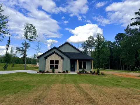 6812 N Detonti, Bauxite, AR 72011